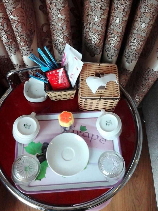 Thien Duong Hotel 河内 外观 照片